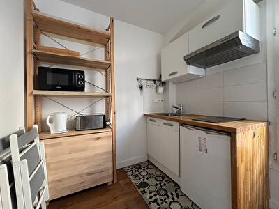 Appartement Paris 1 pièce(s) 10.04 m2