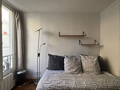 Appartement Paris 1 pièce(s) 10.04 m2