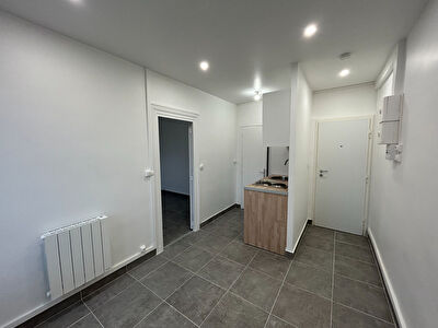 Appartement Ivry Sur Seine 2 pièces - LOCATION VIDE