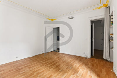 Appartement Paris 1 pièce(s) 21 m2