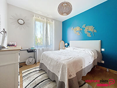 À vendre - Maison de ville rénovée de 68 m² avec sous-sol, garage et jardin - Saint-Avertin
