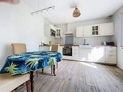 Maison à vendre à Vouvray - Environnement idyllique à 10 km de Tours
