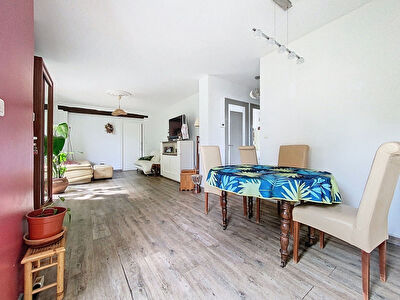 Maison à vendre à Vouvray - Environnement idyllique à 10 km de Tours