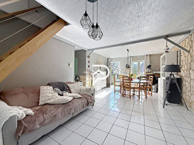 Maison 7 pièces 137 m² - 6 chambres - Terrain 1189 m² - Saint-Martin-le-Beau
