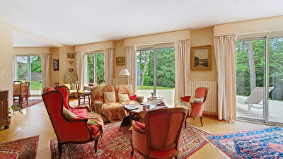 Maison d'architecte à Saint-Avertin, 220 m², 6 chambres, Parc arboré de 5 400 m²