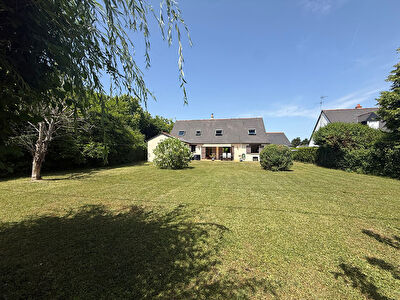 Maison familiale 212 m² à Saint-Avertin ? 5 chambres ? Terrain 1 400 m² ? Vie de plain-pied