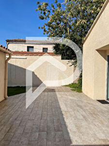 MAISON À LOUER MEUBLÉE