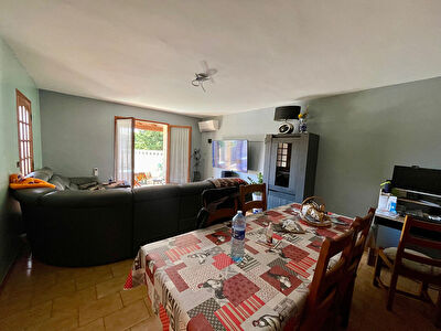 Maison Frontignan 6 pièces 122.2 m2 avec garage et chambre en RDC