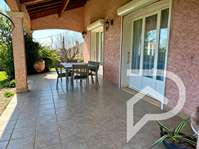 Villa Villeveyrac 5 pièce(s) 152.83 m2 avec double garage