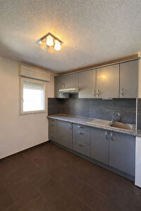 APPARTEMENT T2 À MÈZE