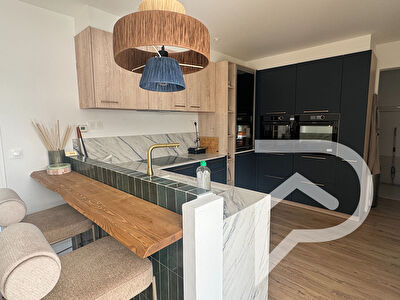 Villa Frontignan Plage 4 pièce(s) 140 m2  en deuxième ligne Mer