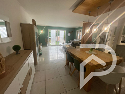 Villa Colombiers 5 pièce(s) 155 m2