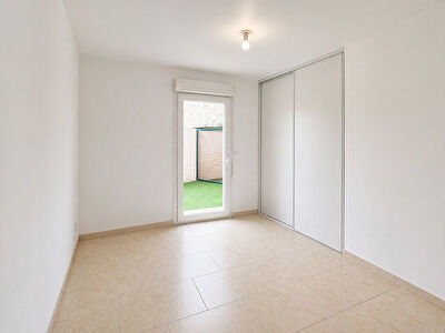 APPARTEMENT T3 À MÈZE