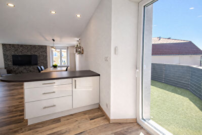 Gilley - Maison de ville de 117m² - Terrasse, terrain, double garage