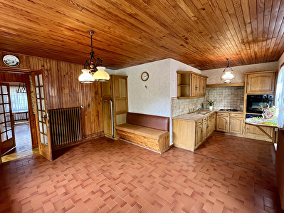 Maison au calme avec dépendances Foncine Le Haut