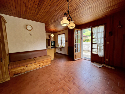 Maison au calme avec dépendances Foncine Le Haut