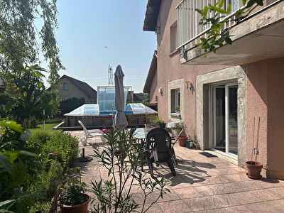 Maison Frasne 6 pièce(s) 180 m2