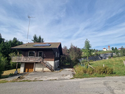 Bâtisse authentique avec vue d'exception ? Grotte de Remonot  / LES COMBES 8 pièce(s) 135 m2