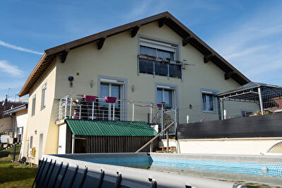 Maison  familiale avec piscine