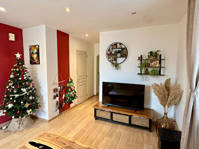 Maison Villers Le Lac 8 pièce(s) 180 m2