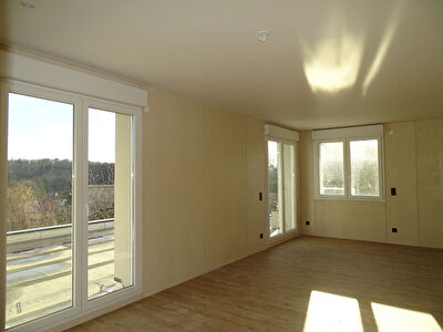 Appartement Ecole Valentin 3 pièce(s) 71.15 m2