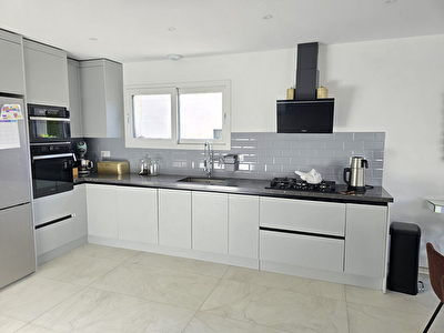 Maison Chaffois 4 pièce(s) 125 m2