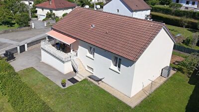 Maison Pouilley Les Vignes 6 pièce(s) 121 m2