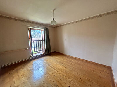 A LOUER Appartement T2 de 45 m2 rénové à ROCHEJEAN