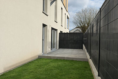 Appartement T3 neuf avec terrasse et jardin
