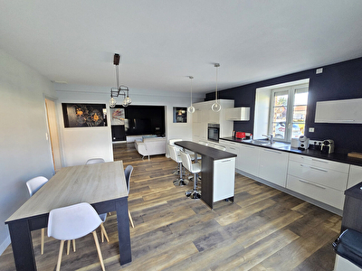Appartement Dommartin 3 pièce(s) 112.65 m2