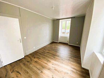 APPARTEMENT T5 - MORTEAU CENTRE