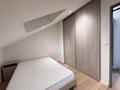 Appartement rénové MEUBLÉ type T3 au coeur de CHAMPAGNOLE