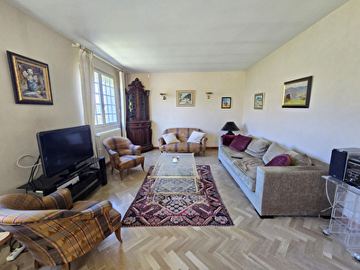 Maison Pontarlier 9 pièce(s) 257 m2