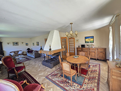 Maison Pontarlier 9 pièce(s) 257 m2