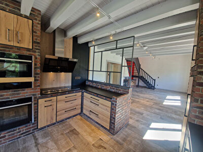 Maison La Cluse Et Mijoux 6 pièce(s) 218 m2