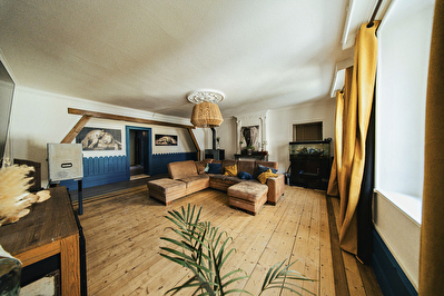 Appartement Mouthe 5 pièce(s) 216.2 m2