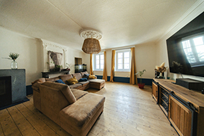 Appartement Mouthe 5 pièce(s) 216.2 m2
