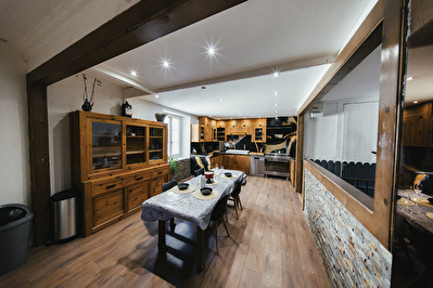 Appartement Mouthe 5 pièce(s) 216.2 m2