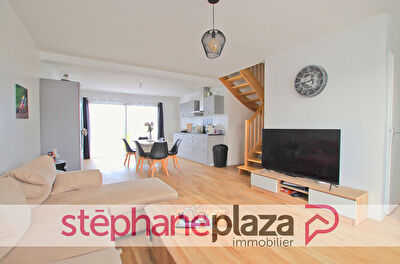Maison Bais 4 pièce(s) 81.35 m2