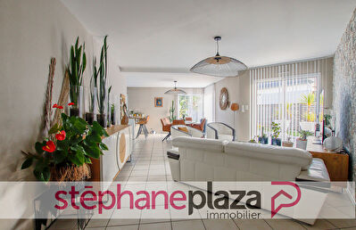 Maison Cornille 6 pièce(s) 111.38 m2