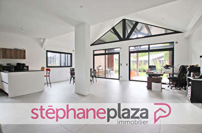 Maison Saint Armel 6 pièce(s) 165 m2