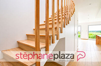 Maison Brece 6 pièce(s) 133.70 m2