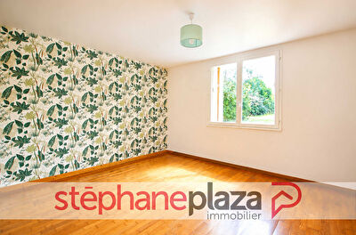 Maison Domagne 5 pièce(s) 156.8 m2