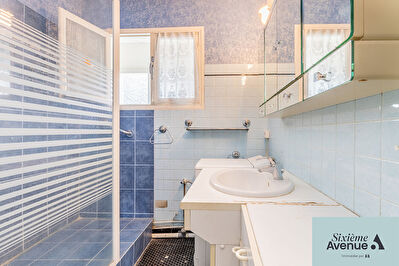 Centre ville 2ème étage 5 pièce(s) 83.40 m2 CHILLY MAZARIN photo 7