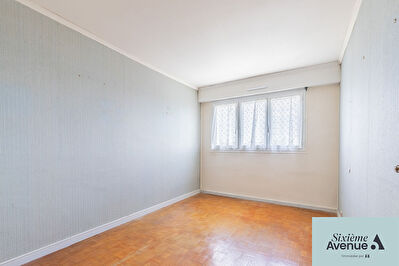 Centre ville 2ème étage 5 pièce(s) 83.40 m2 CHILLY MAZARIN photo 9