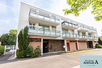 Appartement Sainte Genevieve Des Bois 3 pièce(s) 57.65 m2 SAINTE GENEVIEVE DES BOIS