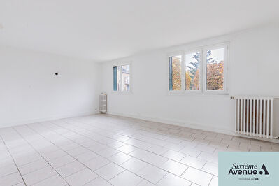 Appartement Chilly Mazarin 3 pièce(s) 67.45 m2 CHILLY MAZARIN photo 2