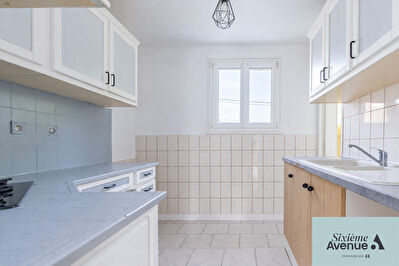 Appartement Chilly Mazarin 3 pièce(s) 67.45 m2 CHILLY MAZARIN photo 3