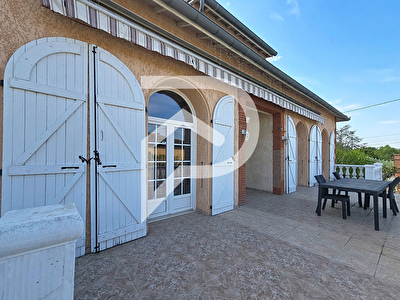Maison T8 Coup de coeur avec volumes exceptionnels et appartement indépendant - Brax Centre