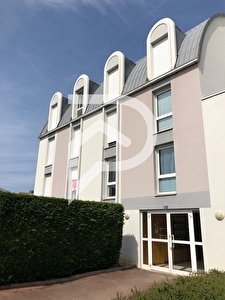 DIJON : PEJOCES  :  Type 1 à proximité des Facs